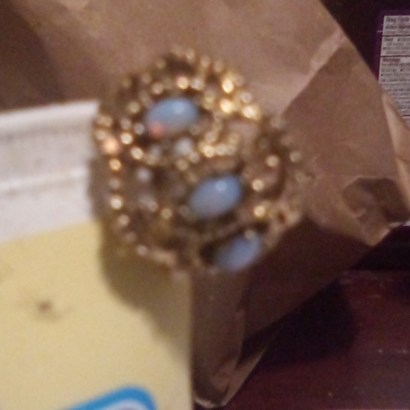 Ring - Picture 4 of 5